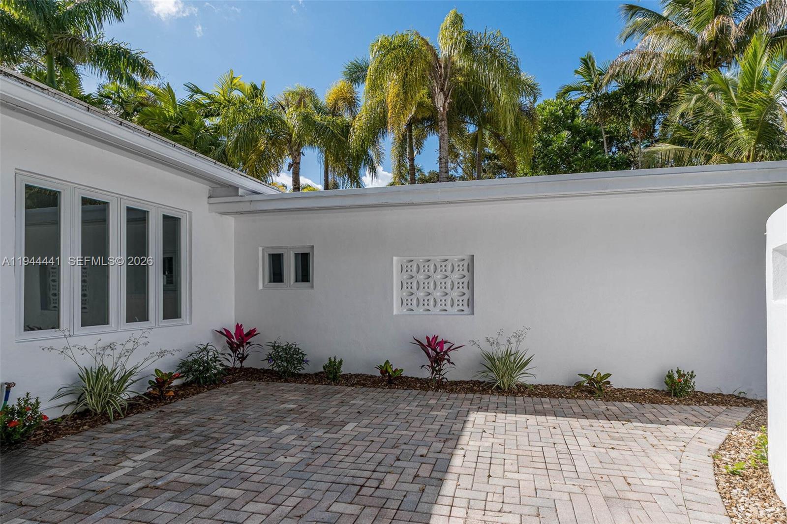 680 NE 57th St Miami, FL 33137