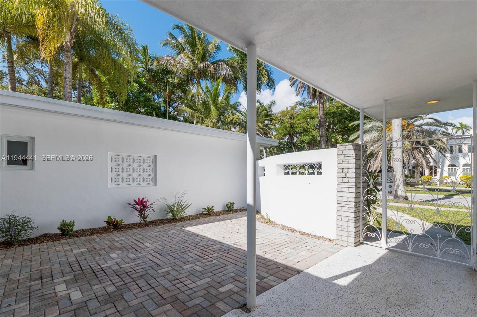 680 NE 57th St Miami, FL 33137