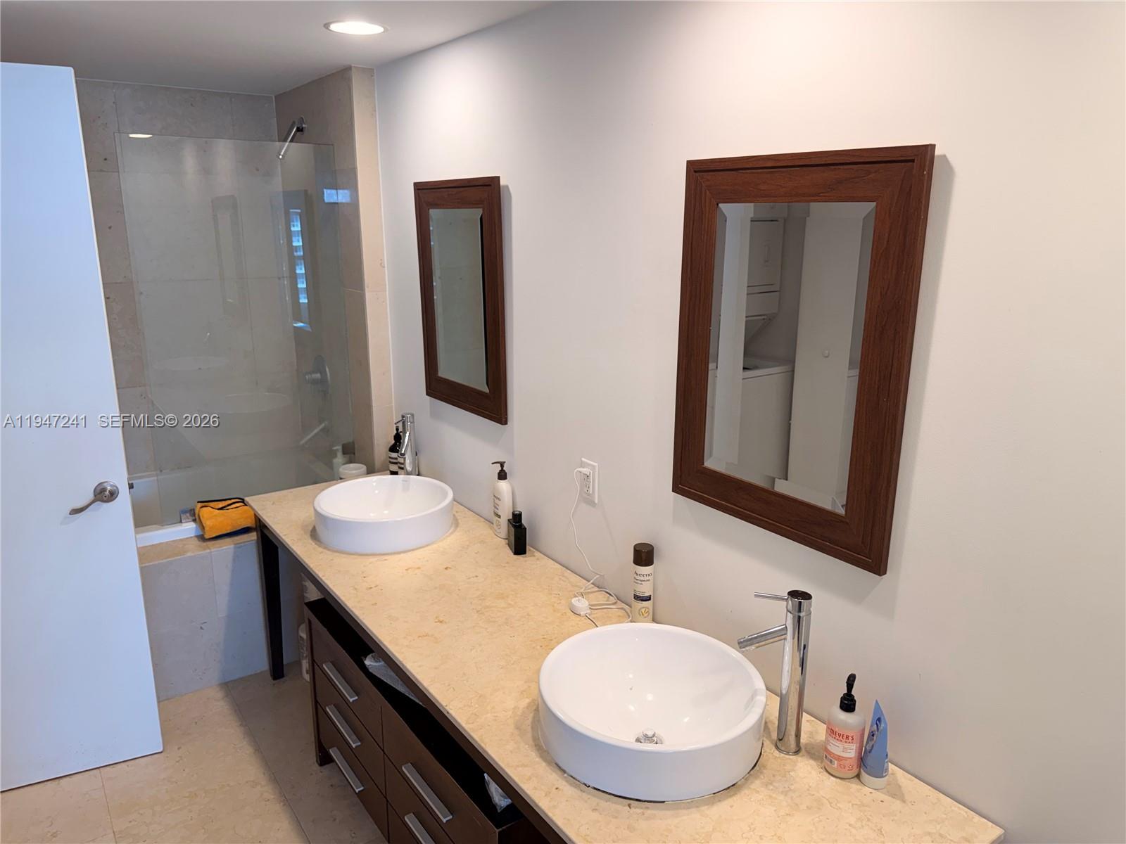 image Iconbrickell15