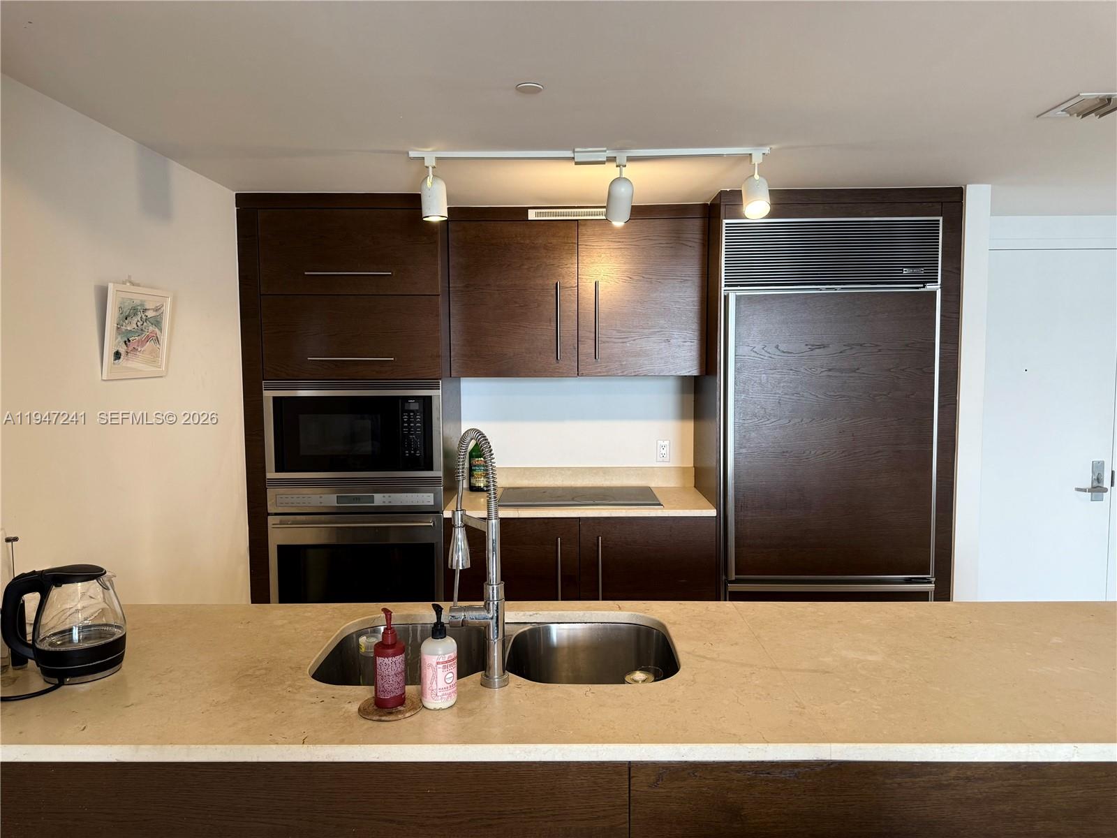 image Iconbrickell18