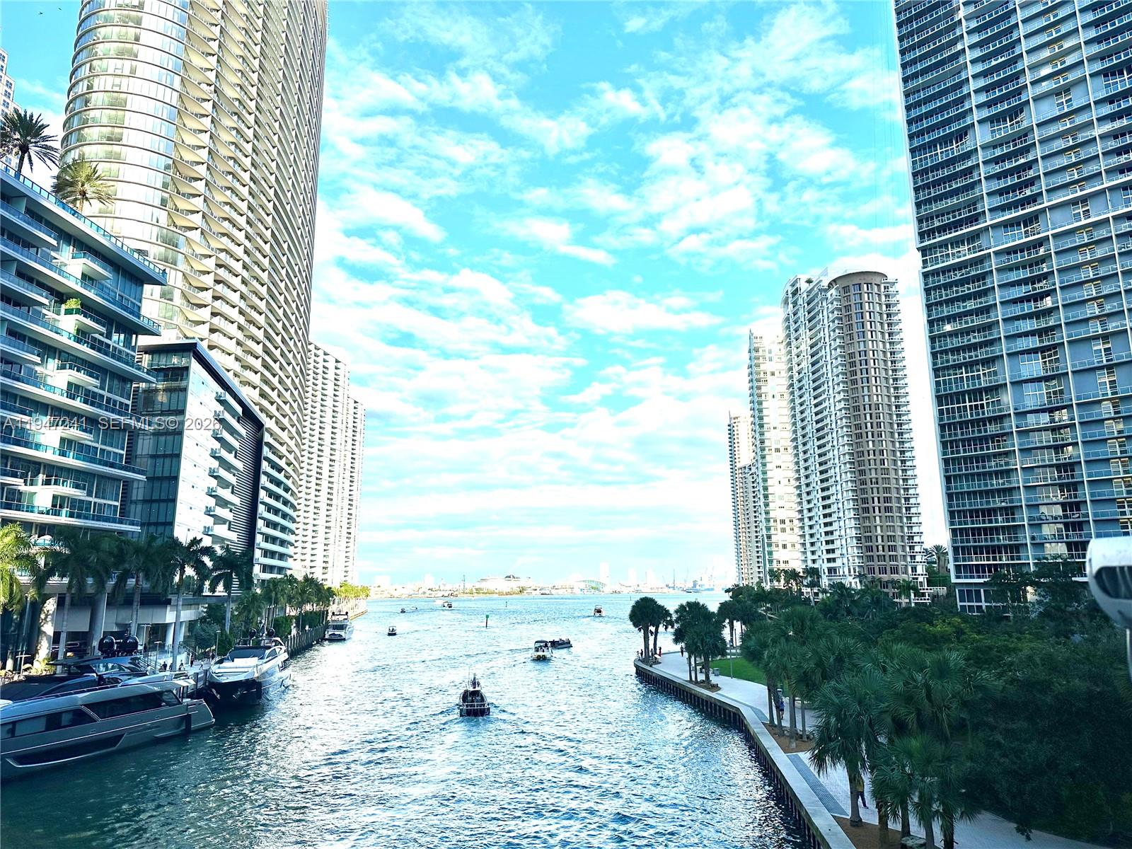 image Iconbrickell30