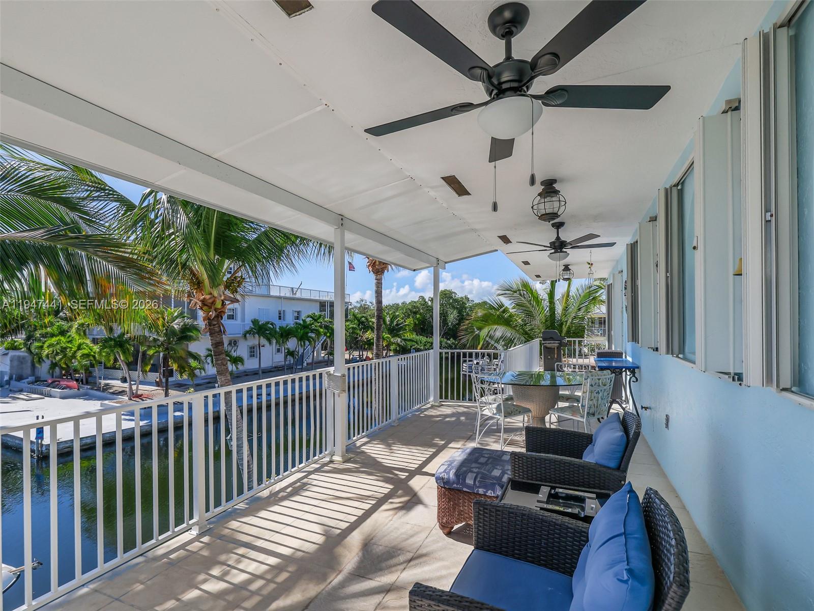 21 Mangrove Ln Key Largo, FL 33037