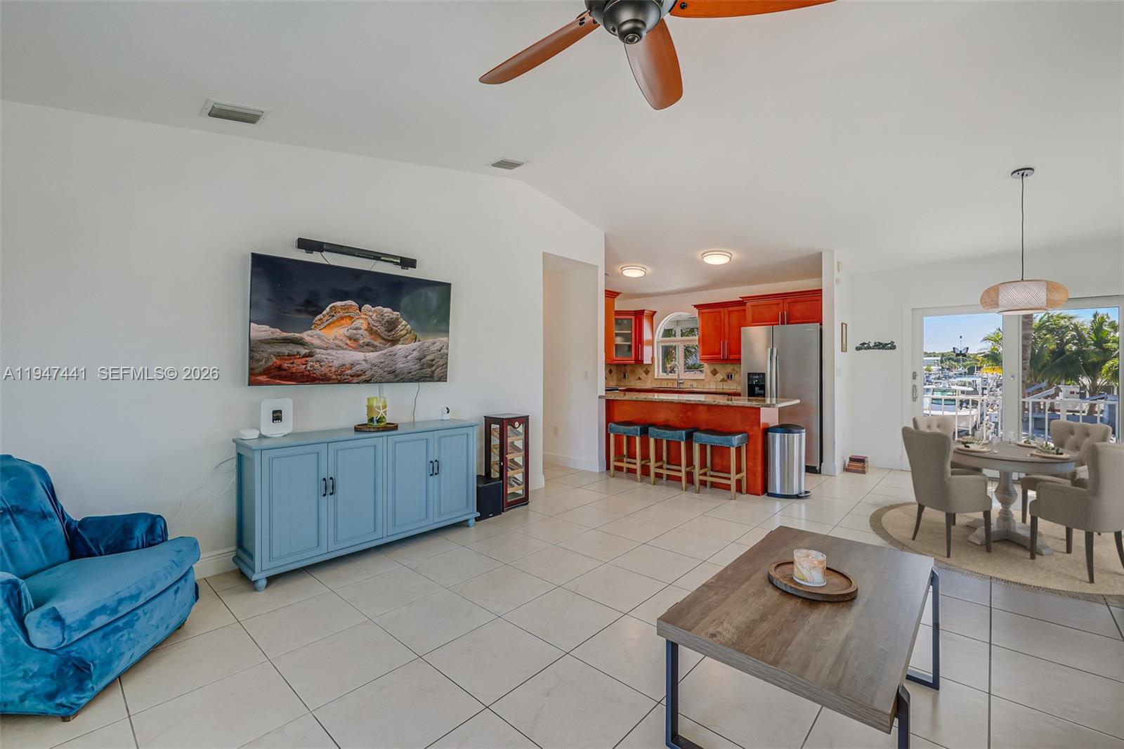 21 Mangrove Ln Key Largo, FL 33037