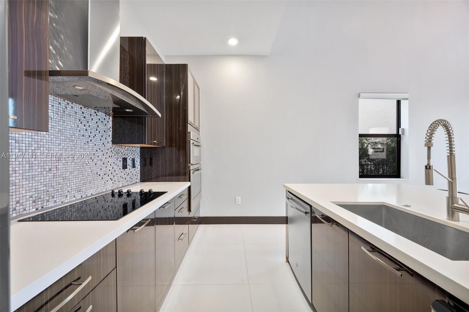 15722 NW 88th Ave Miami Lakes, FL 33018