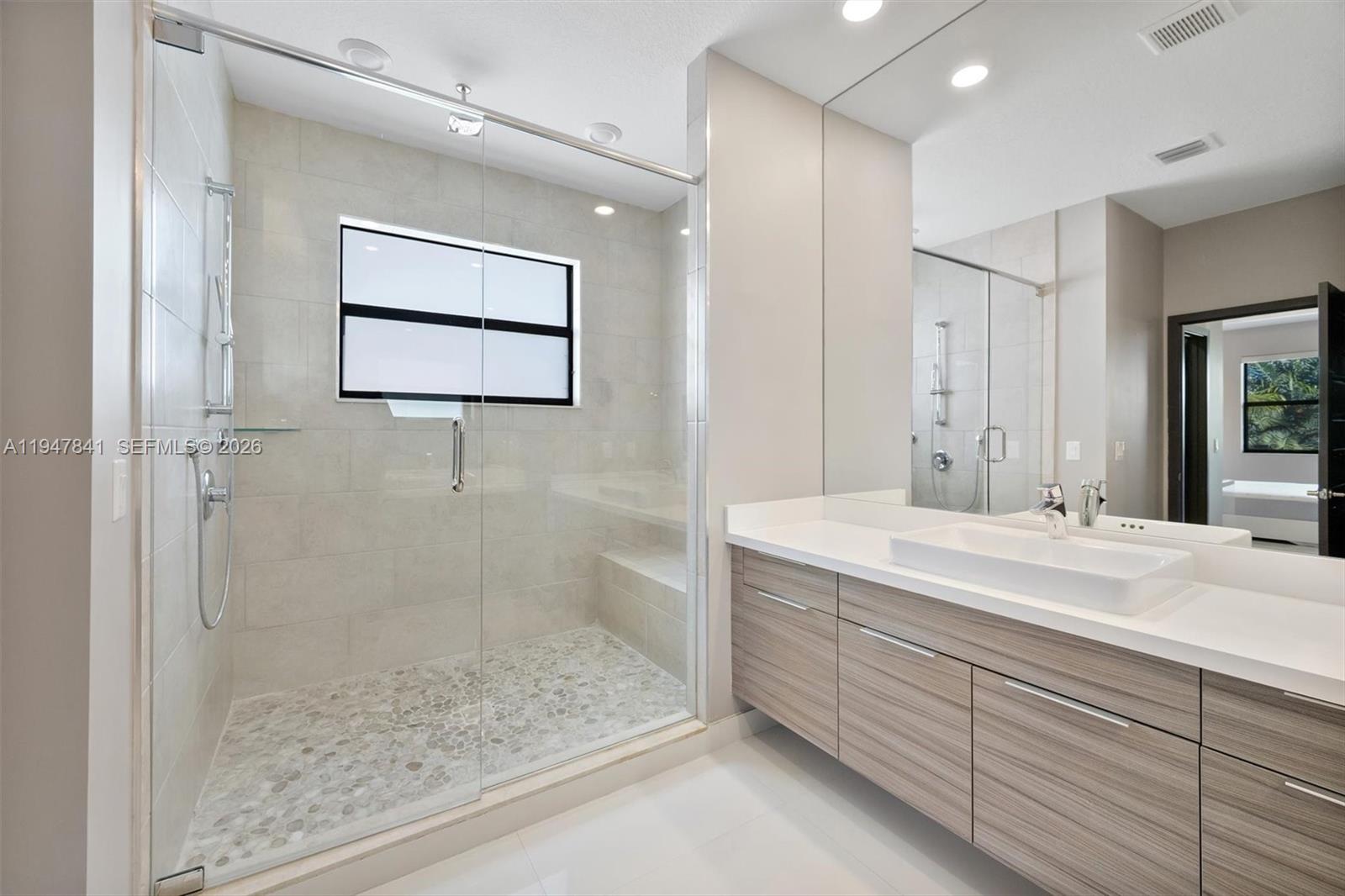 15722 NW 88th Ave Miami Lakes, FL 33018