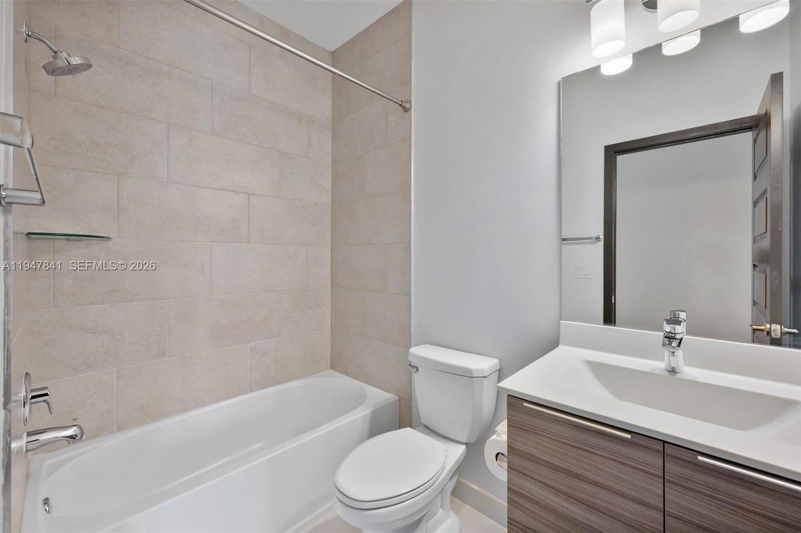 15722 NW 88th Ave Miami Lakes, FL 33018