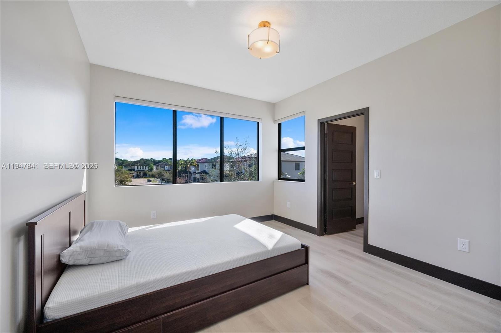 15722 NW 88th Ave Miami Lakes, FL 33018