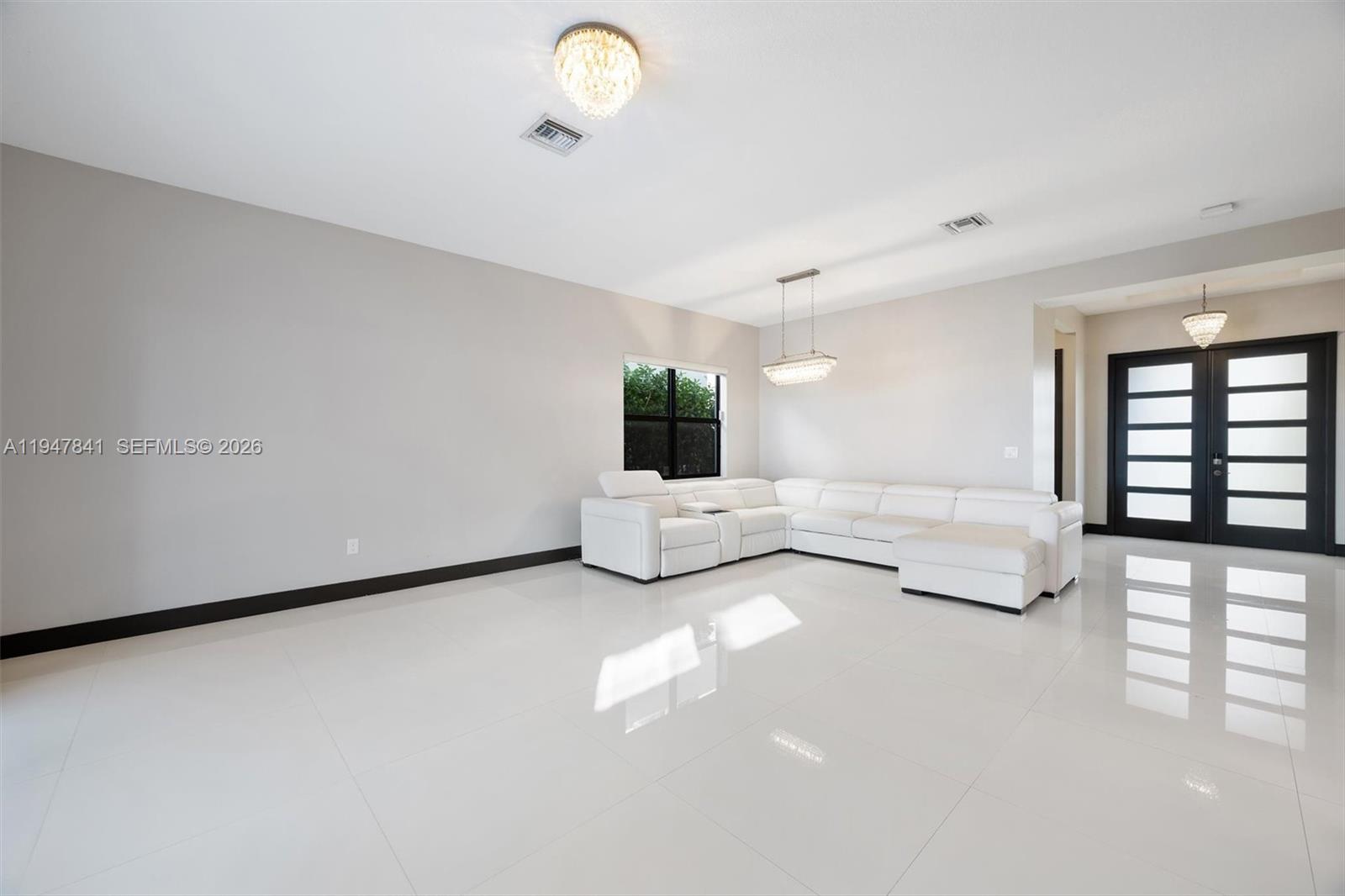 15722 NW 88th Ave Miami Lakes, FL 33018