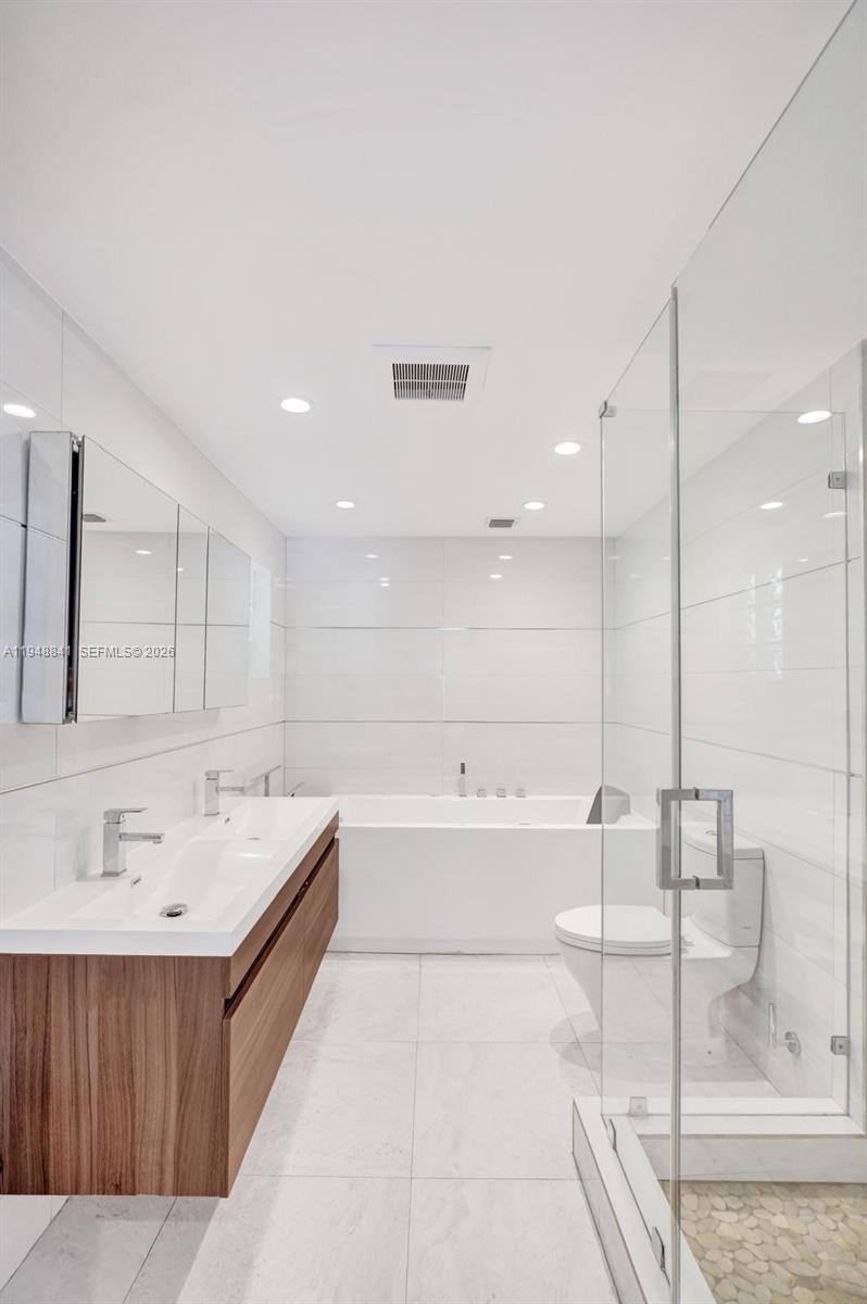 3757 Prairie Ave Miami Beach, FL 33140