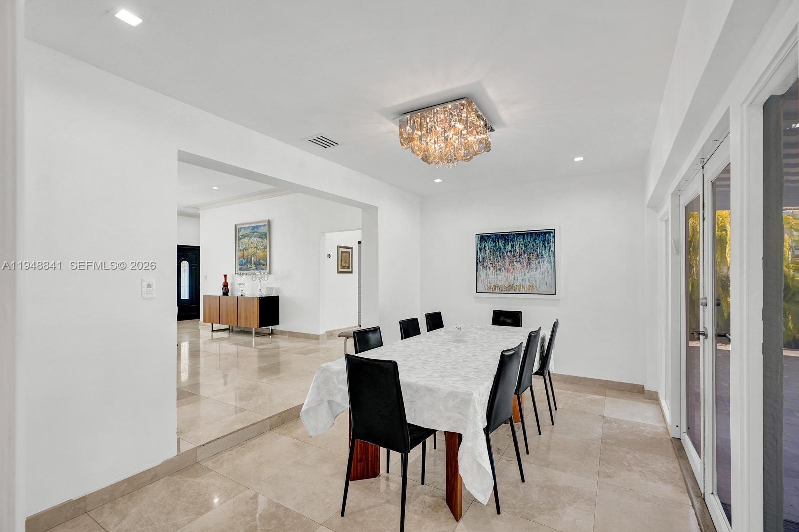 3757 Prairie Ave Miami Beach, FL 33140