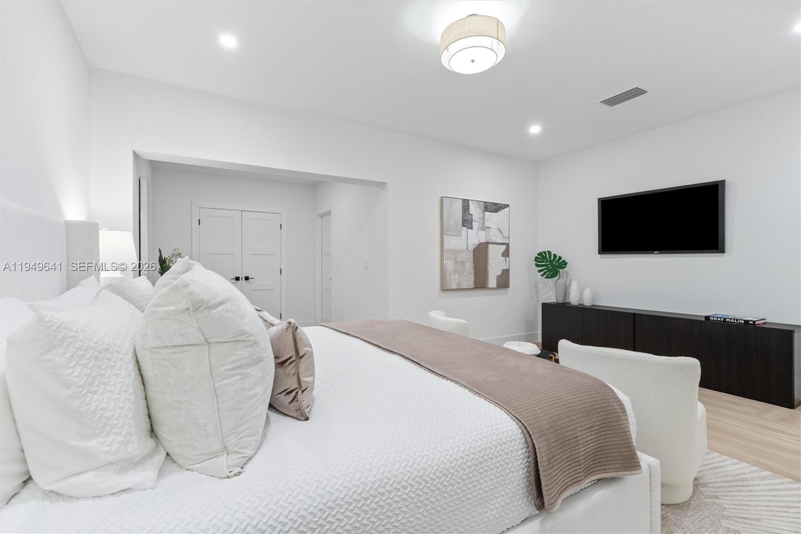 420 NE 55th Ter Miami, FL 33137