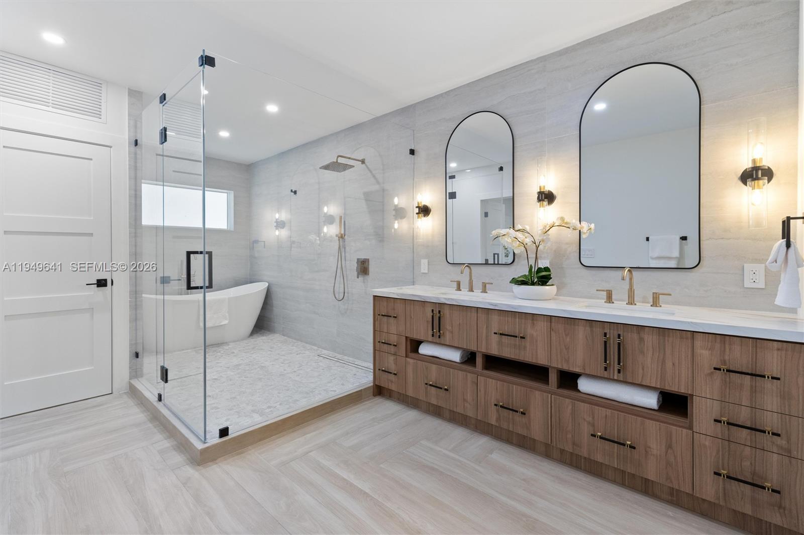 420 NE 55th Ter Miami, FL 33137