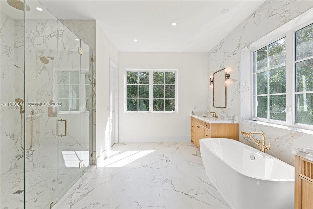 5940 SW 100th Ter Pinecrest, FL 33156