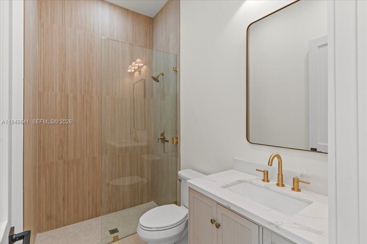 5940 SW 100th Ter Pinecrest, FL 33156