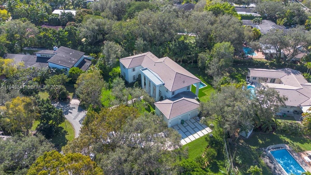 5940 SW 100th Ter Pinecrest, FL 33156