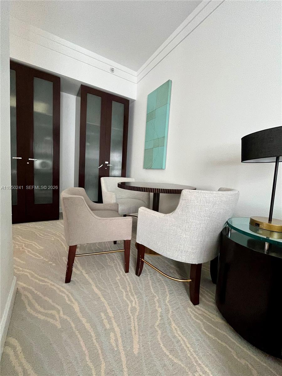 4391 Collins Ave #419 Miami Beach, FL 33140