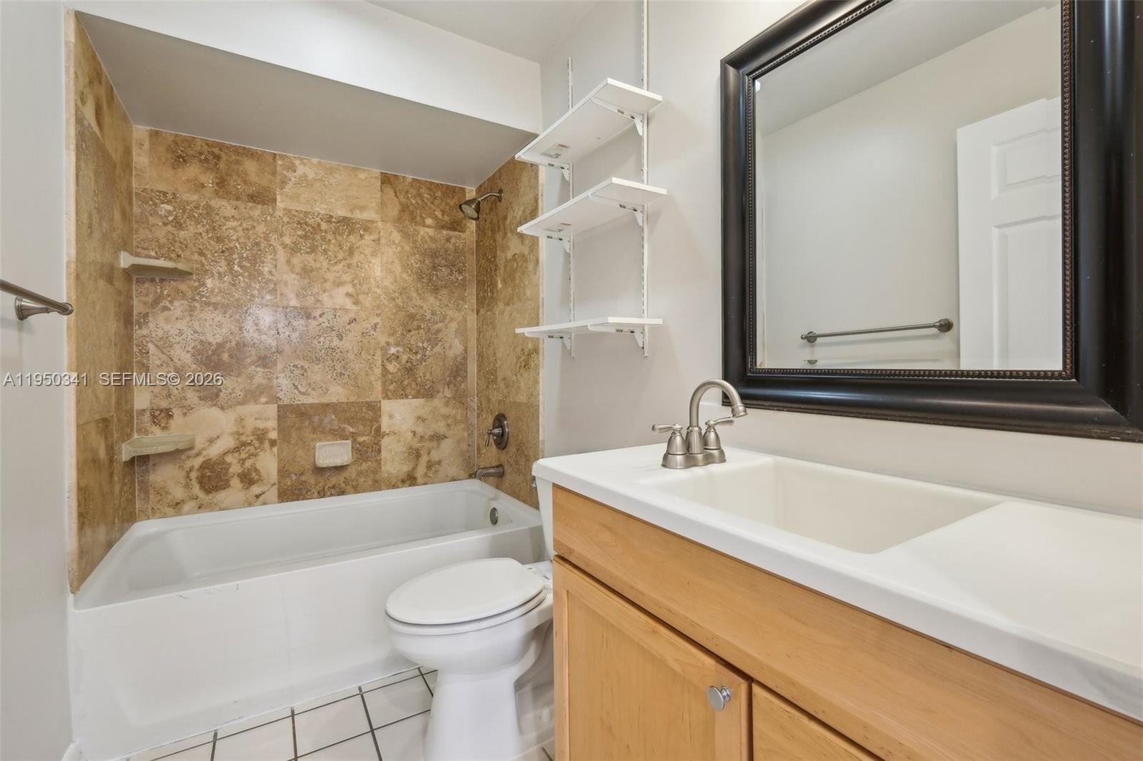 204 N D St Lake Worth, FL 33460