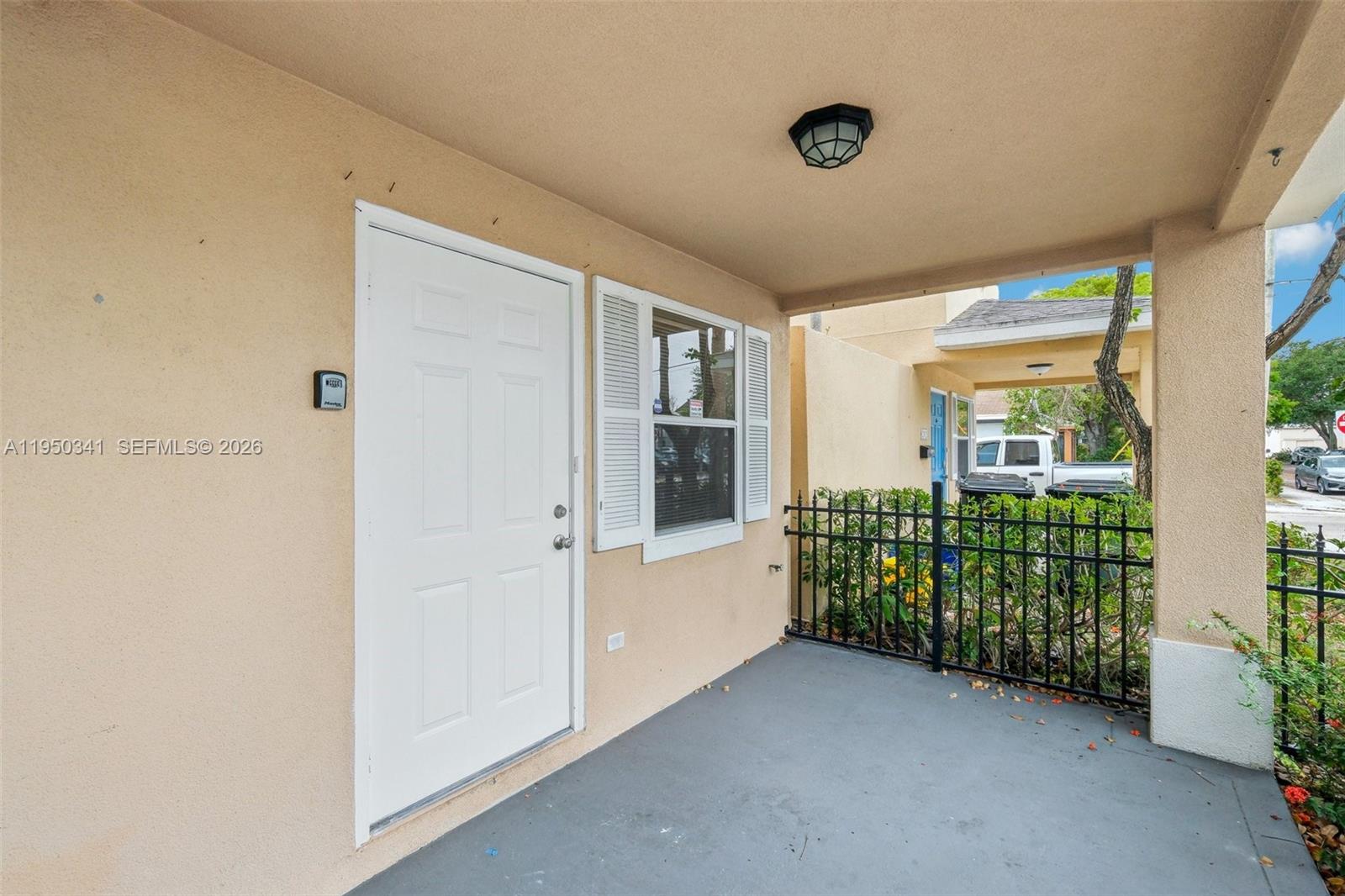 204 N D St Lake Worth, FL 33460