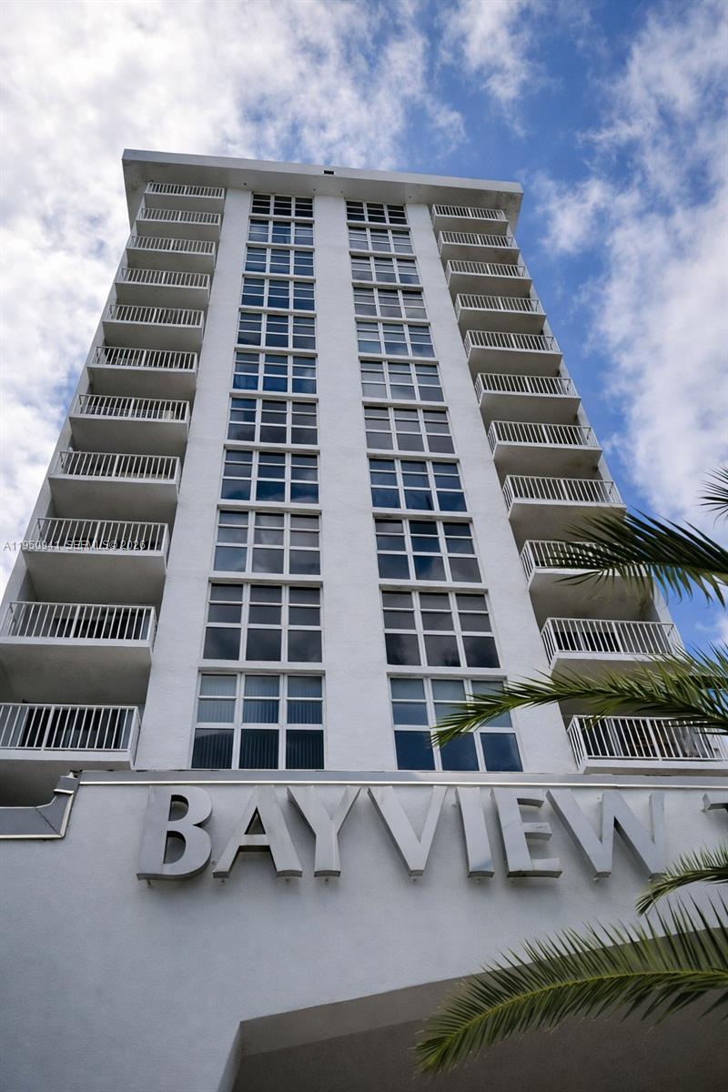 1228 West Ave #909 Miami Beach, FL 33139