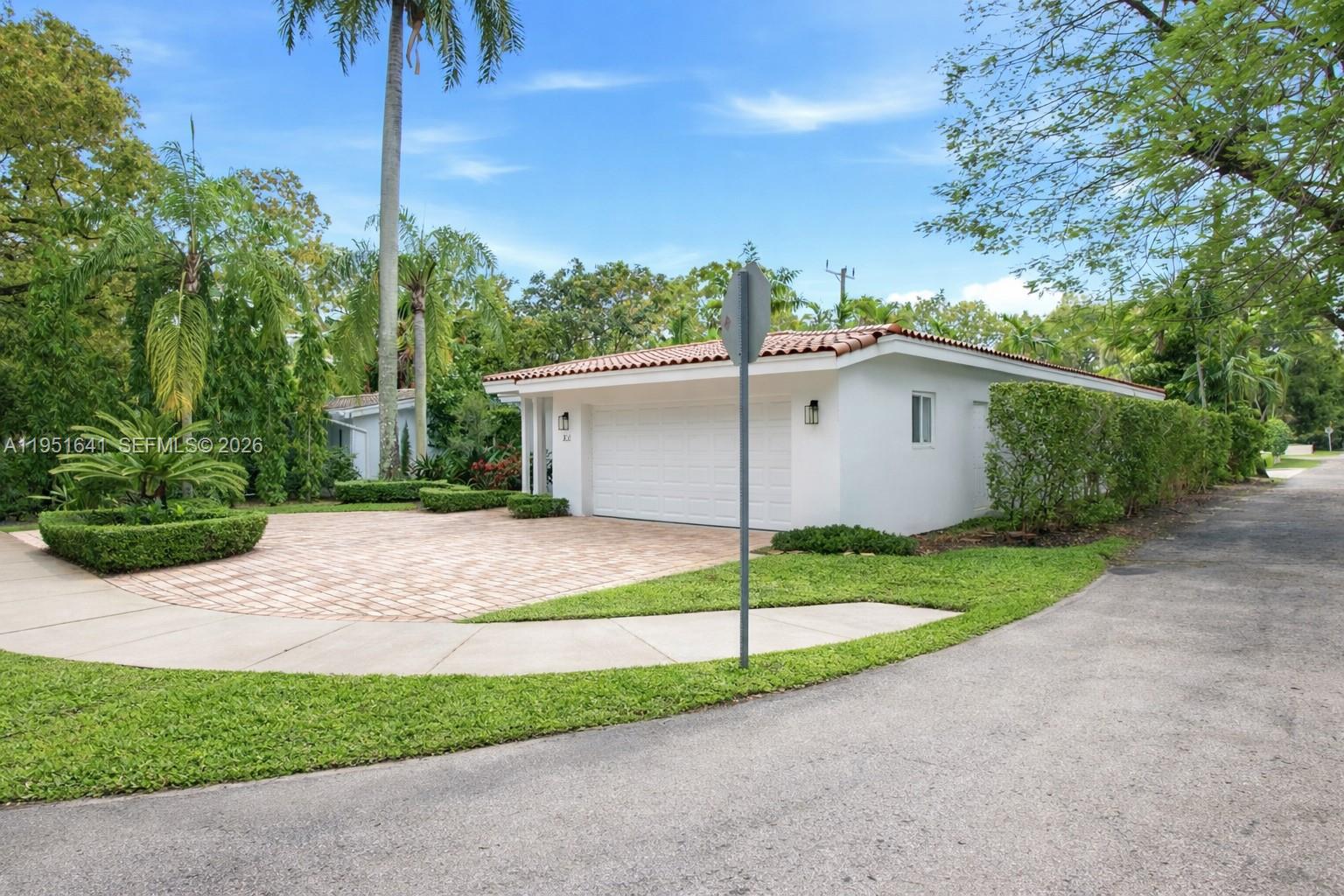 708 Anastasia Ave Coral Gables, FL 33134