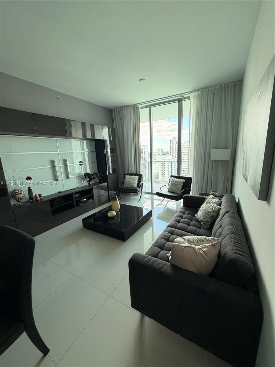 7930 East Dr #DR North Bay Village, FL 33141