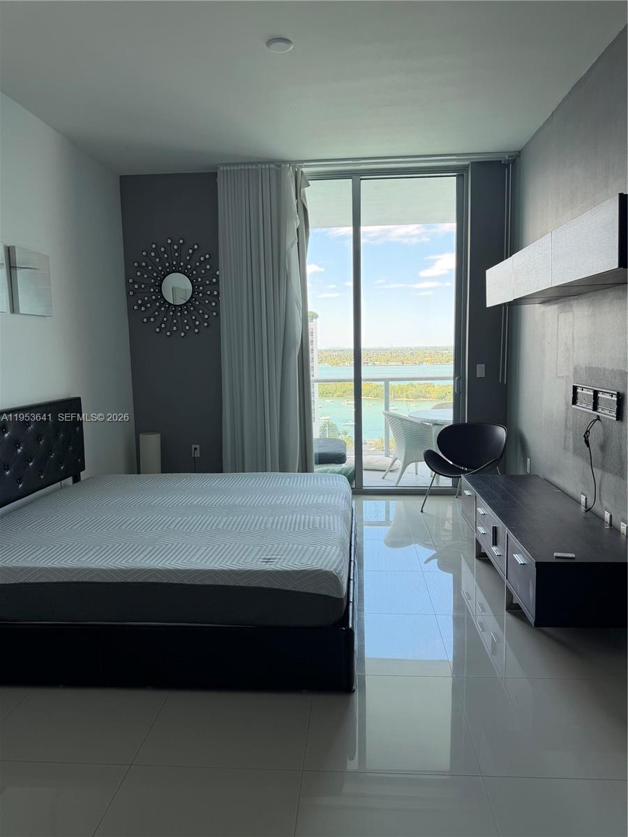 7930 East Dr #DR North Bay Village, FL 33141