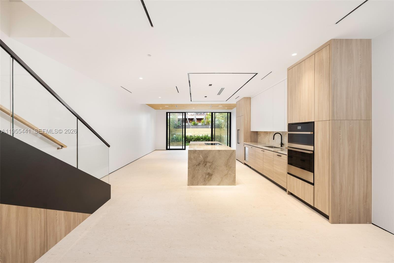 3144 Elizabeth St Coconut Grove, FL 33133