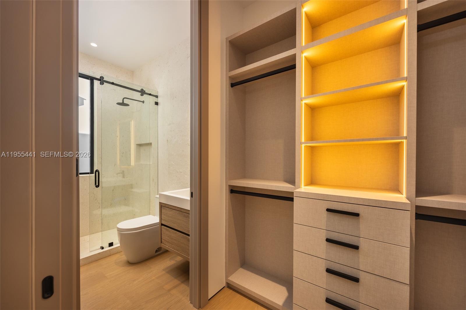 3144 Elizabeth St Coconut Grove, FL 33133