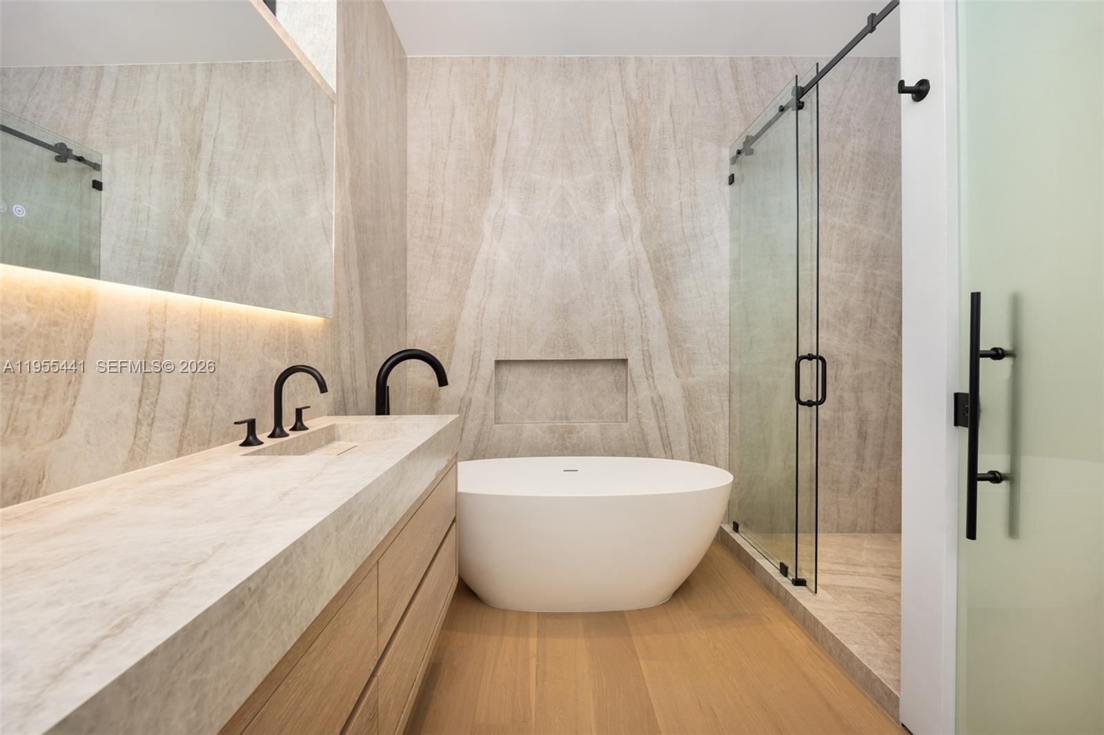 3144 Elizabeth St Coconut Grove, FL 33133