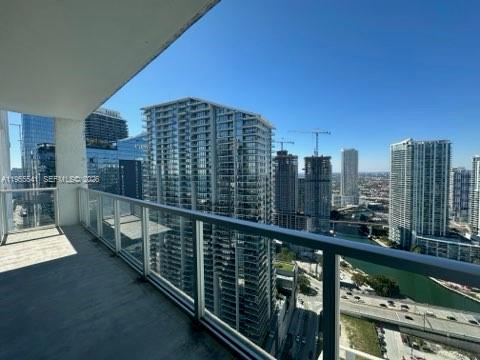 image 500 Brickell West1