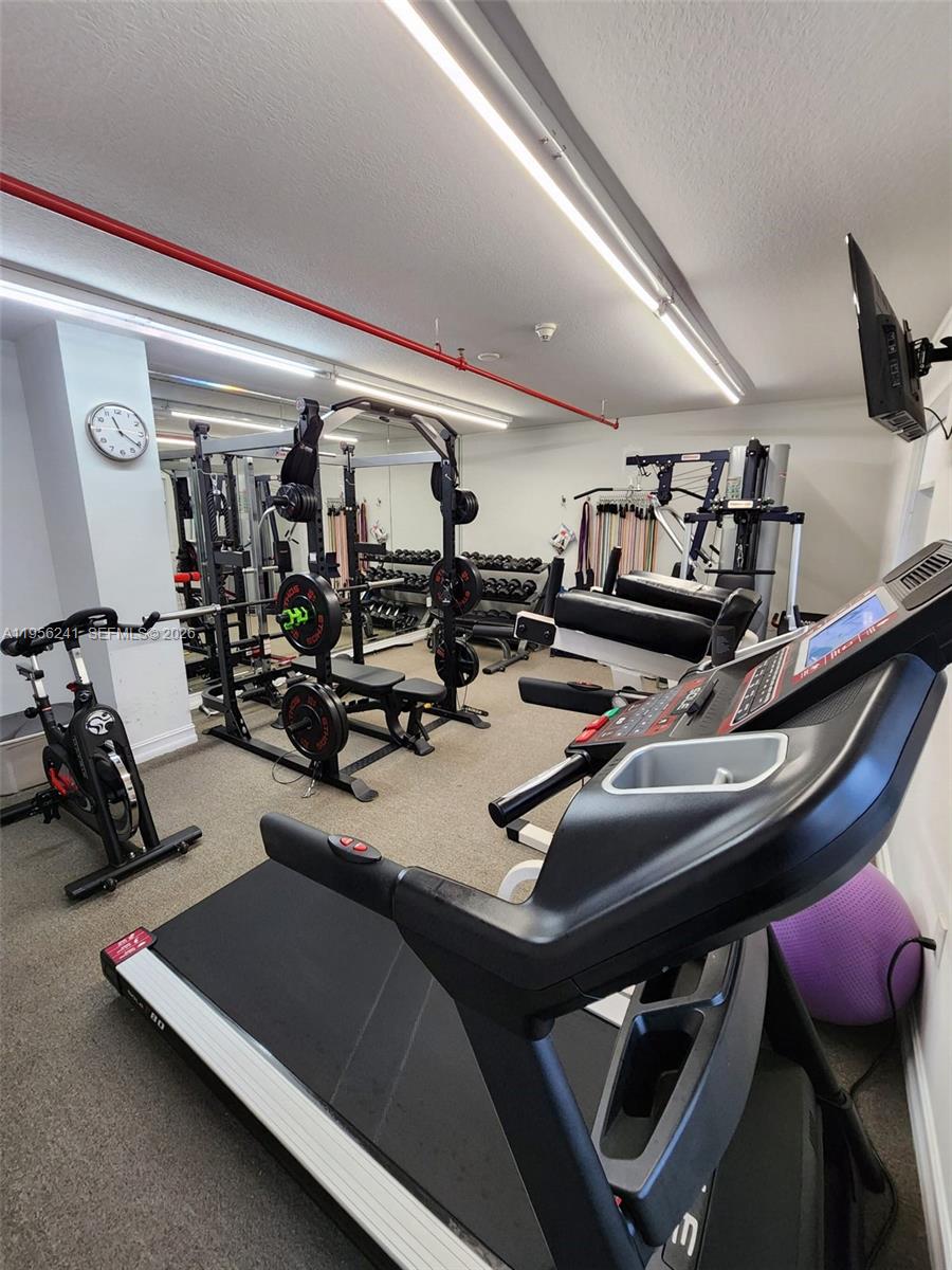 322 Madeira Ave #104 Coral Gables, FL 33134