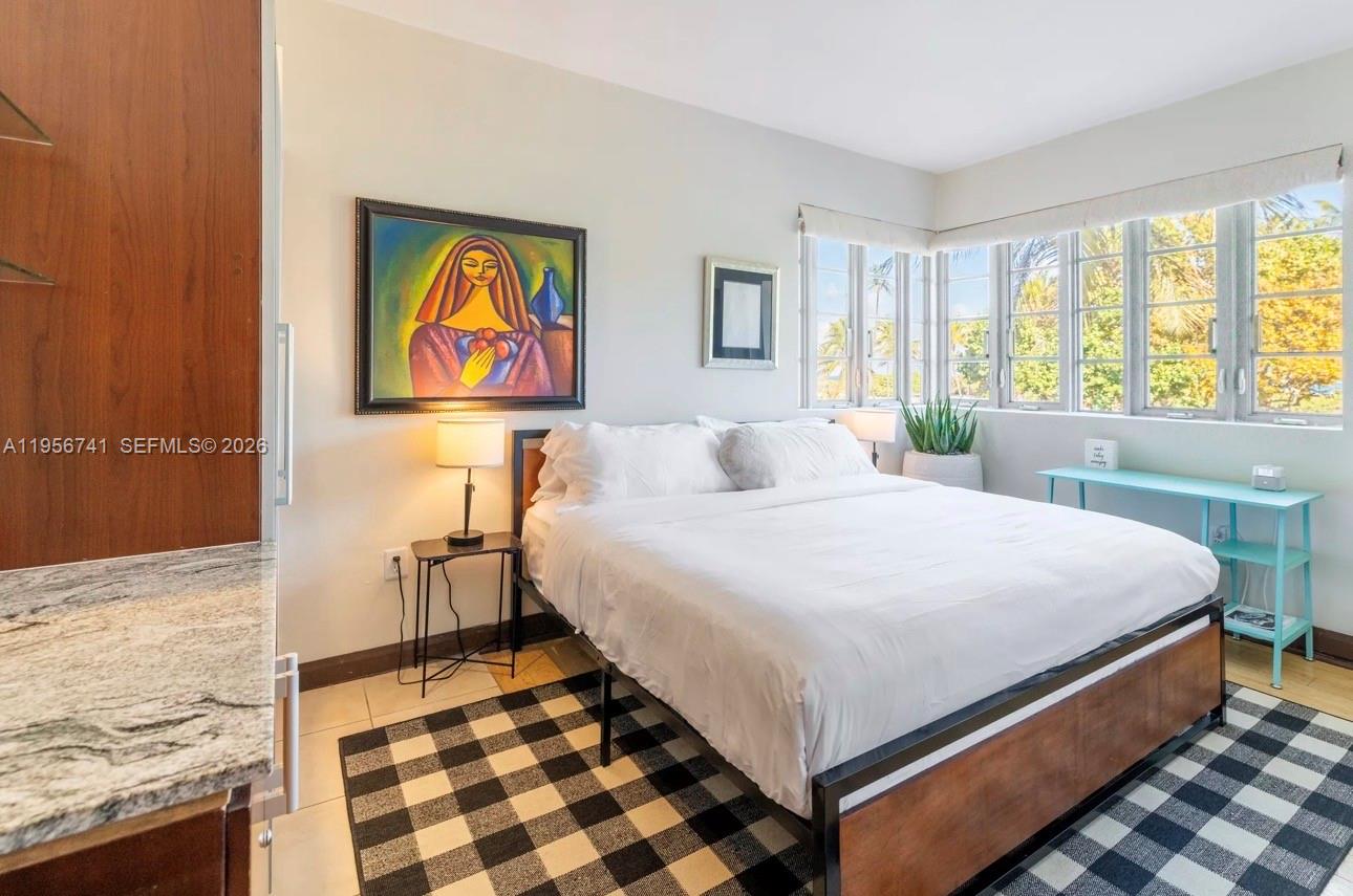 1036 Ocean Dr #B201 Miami Beach, FL 33139