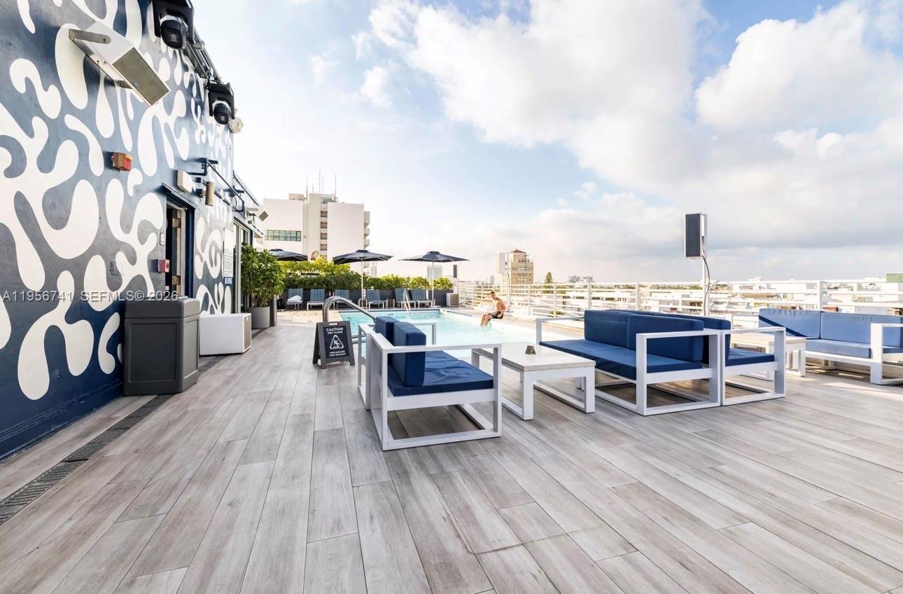 1036 Ocean Dr #B201 Miami Beach, FL 33139