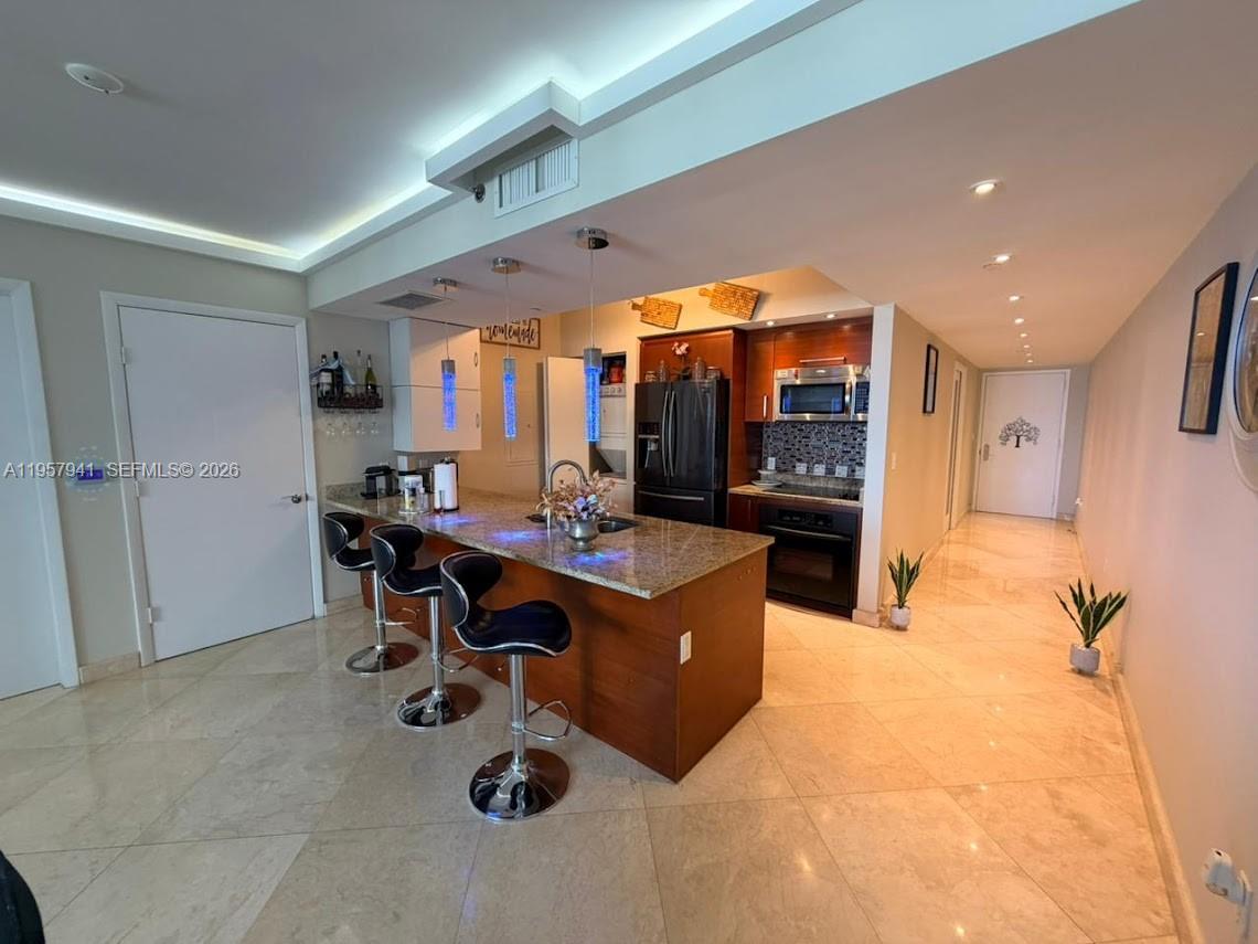 image Beach Club 213