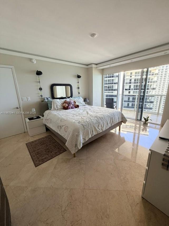 image Beach Club 218