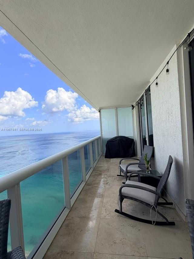 image Beach Club 238