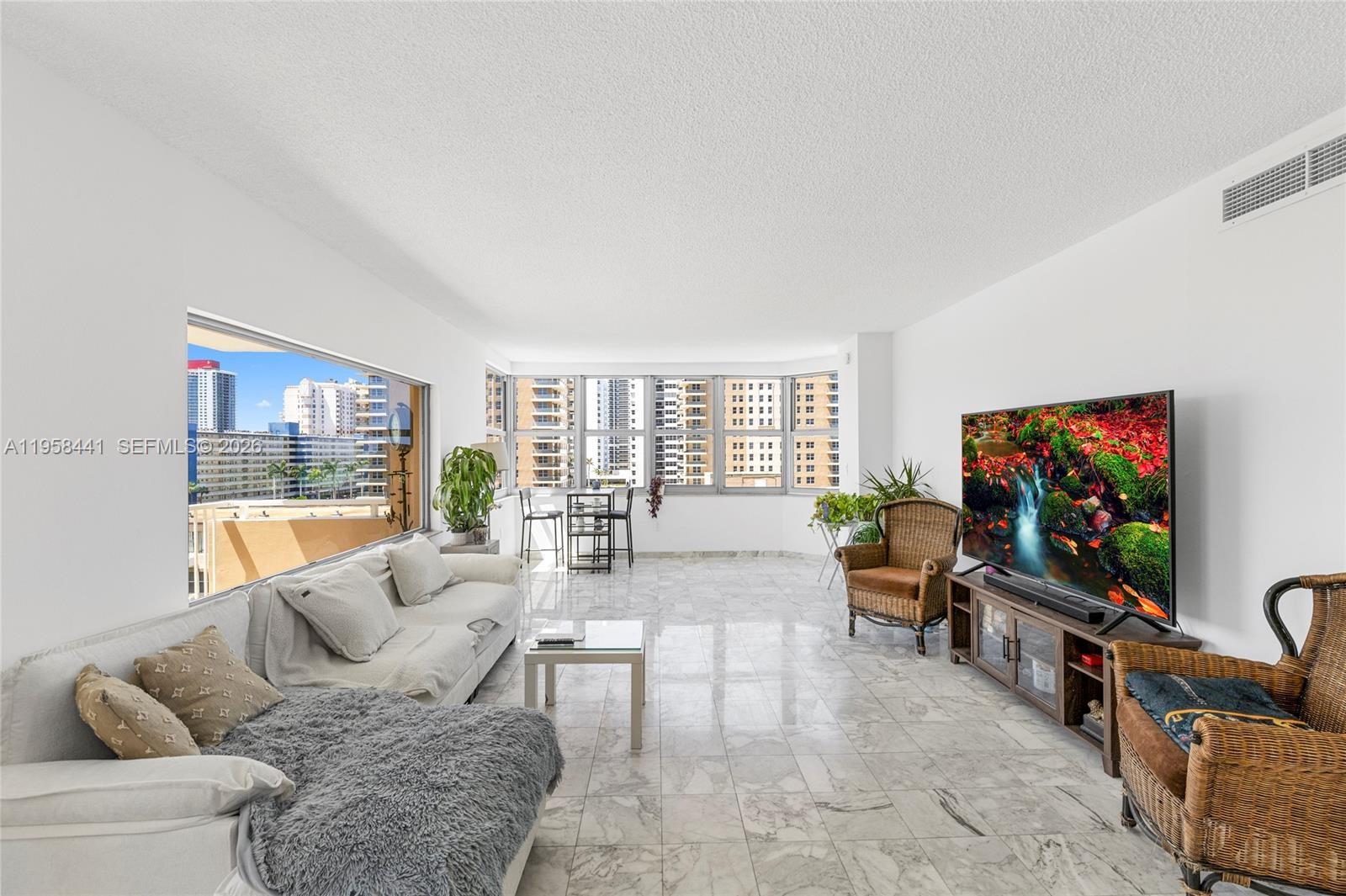 1950 S Ocean Dr #5F Hallandale Beach, FL 33009