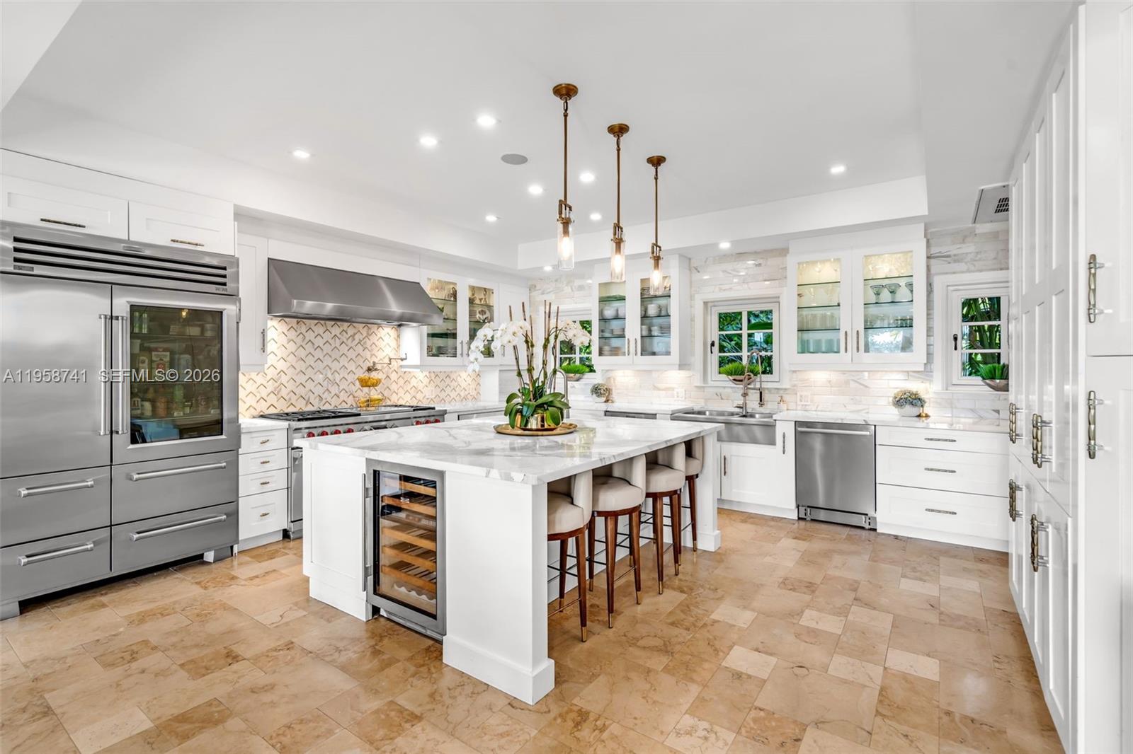 1398 Bay Dr Miami Beach, FL 33141