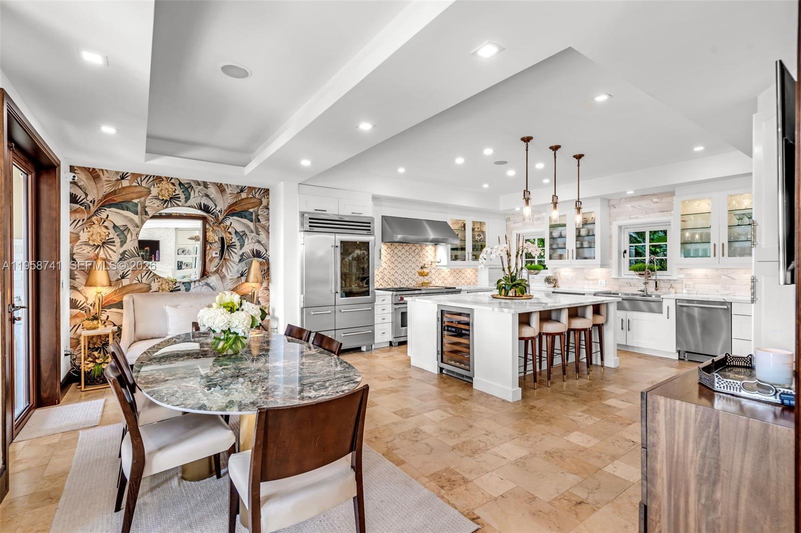 1398 Bay Dr Miami Beach, FL 33141