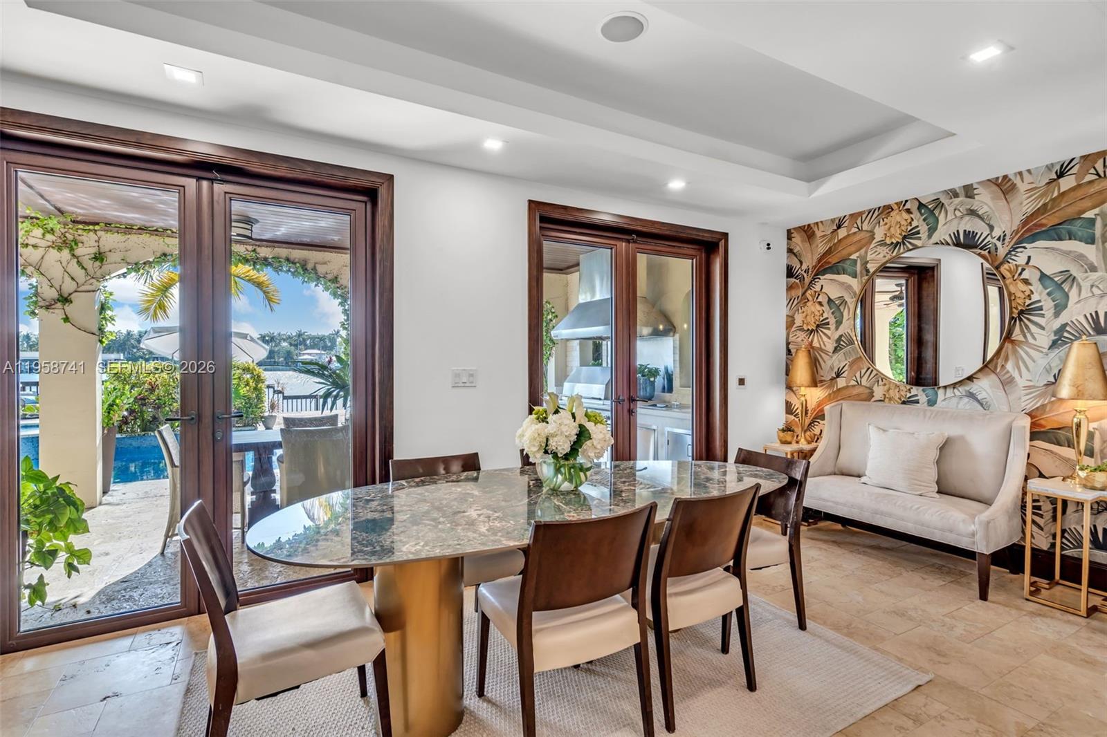 1398 Bay Dr Miami Beach, FL 33141