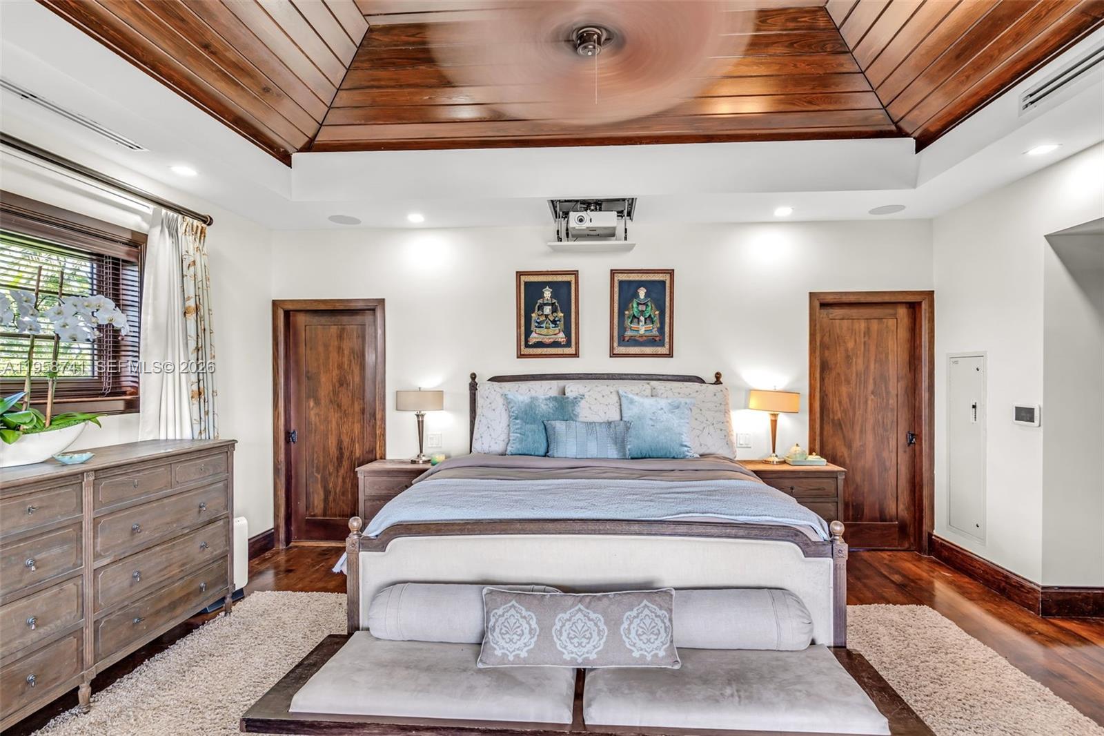 1398 Bay Dr Miami Beach, FL 33141