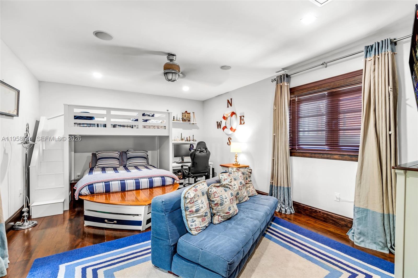 1398 Bay Dr Miami Beach, FL 33141