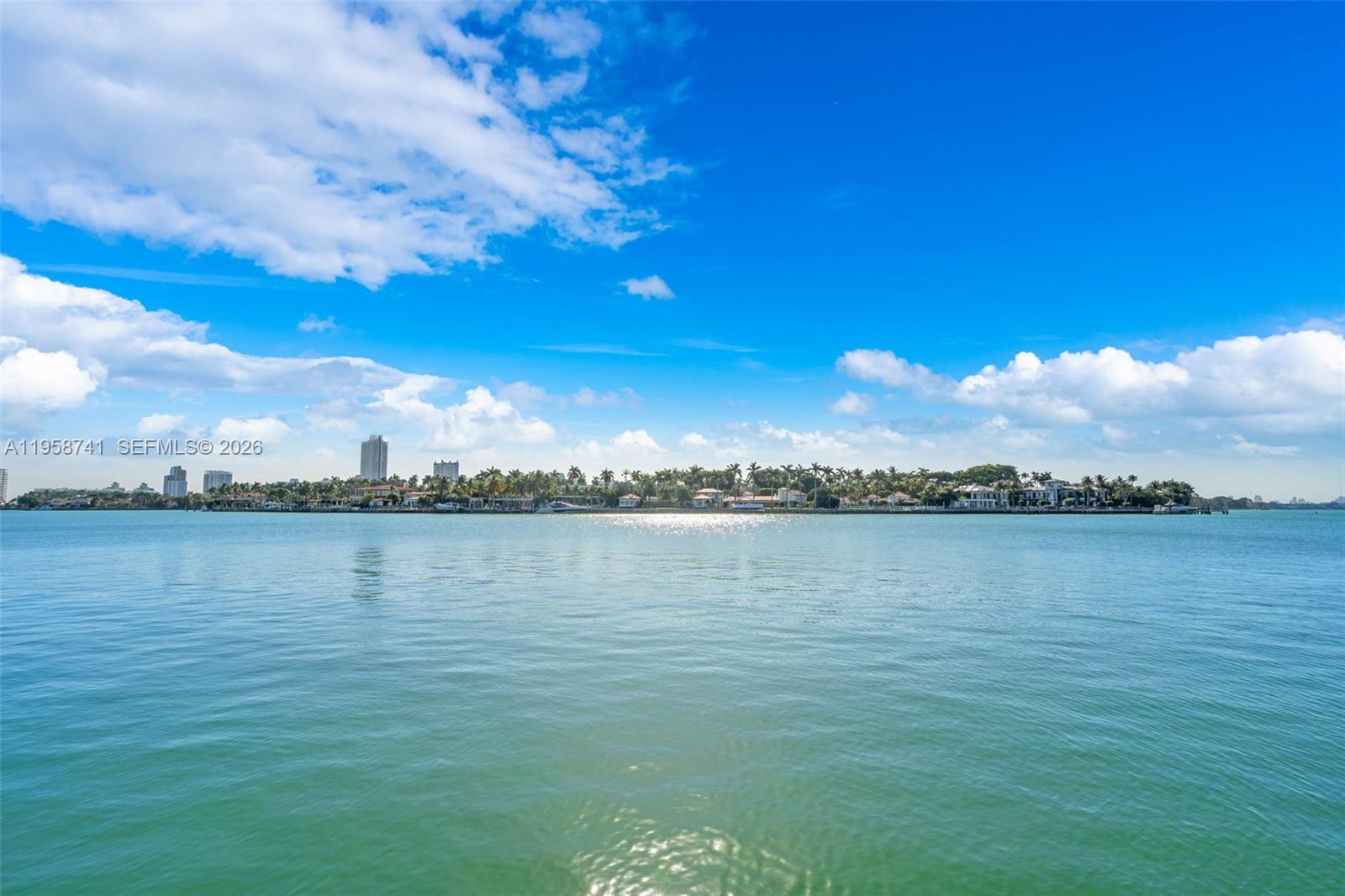 1398 Bay Dr Miami Beach, FL 33141