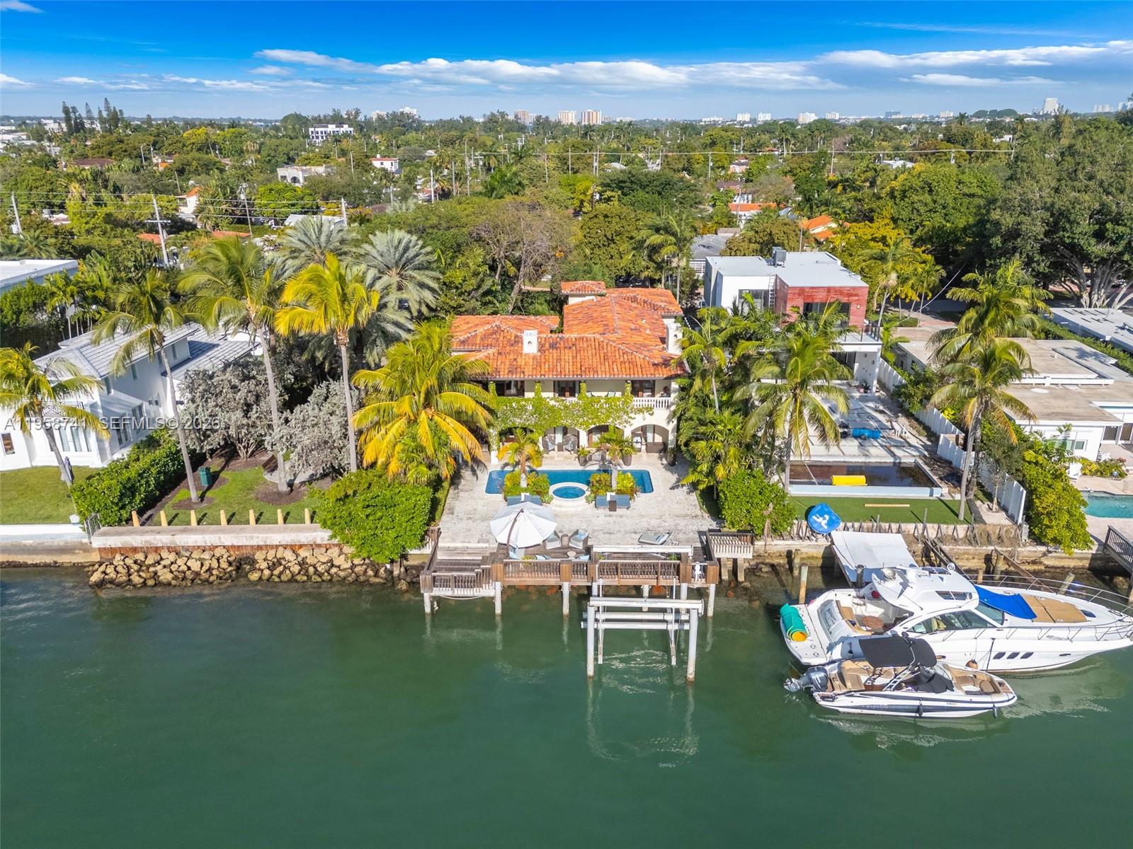 1398 Bay Dr Miami Beach, FL 33141