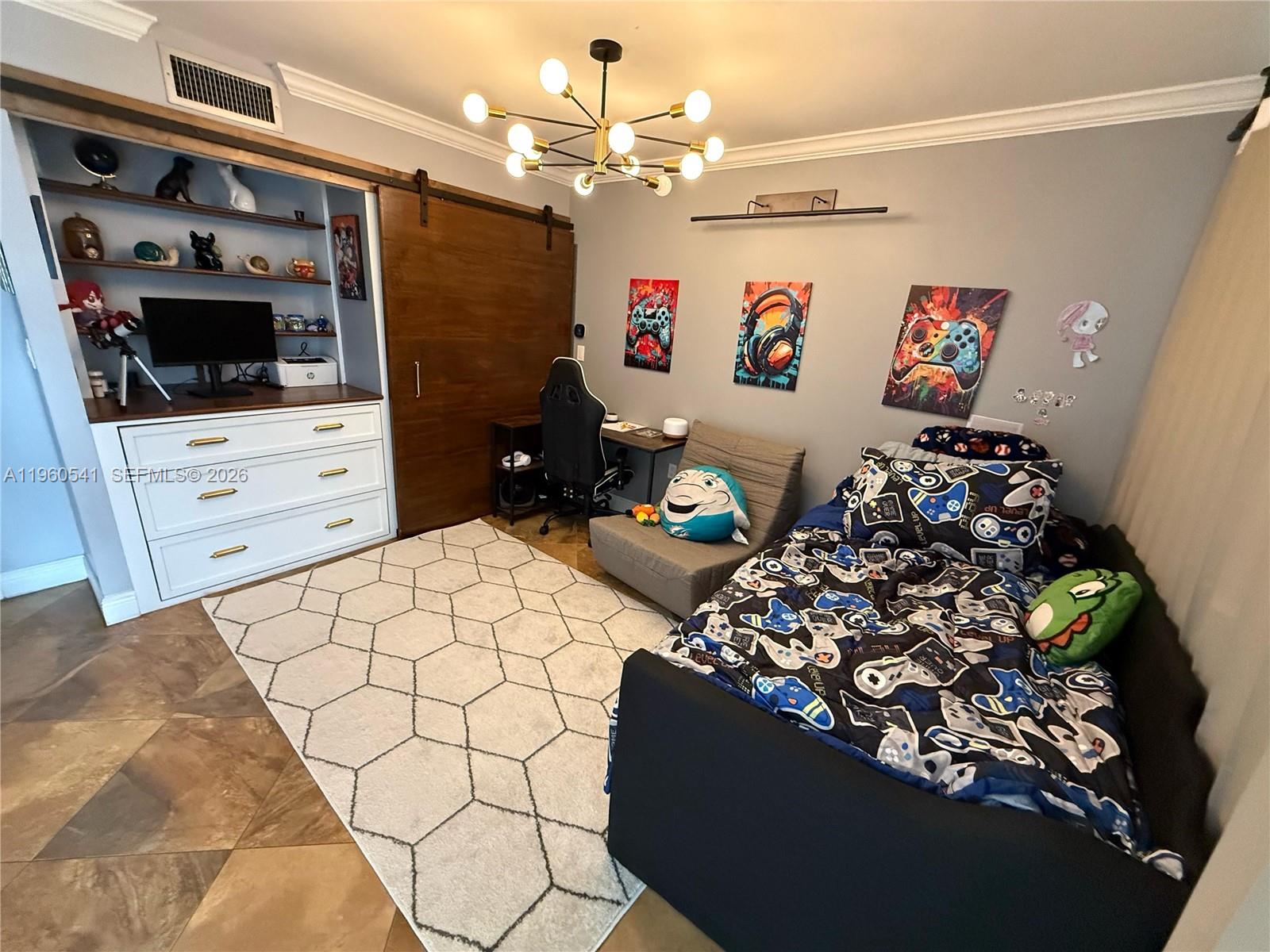 1345 West Ave #903 Miami Beach, FL 33139