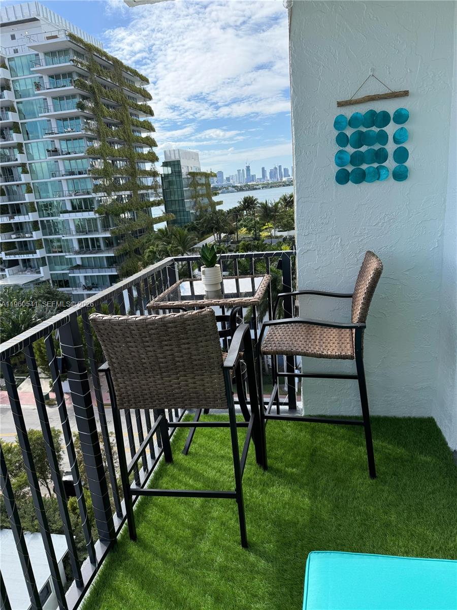 1345 West Ave #903 Miami Beach, FL 33139