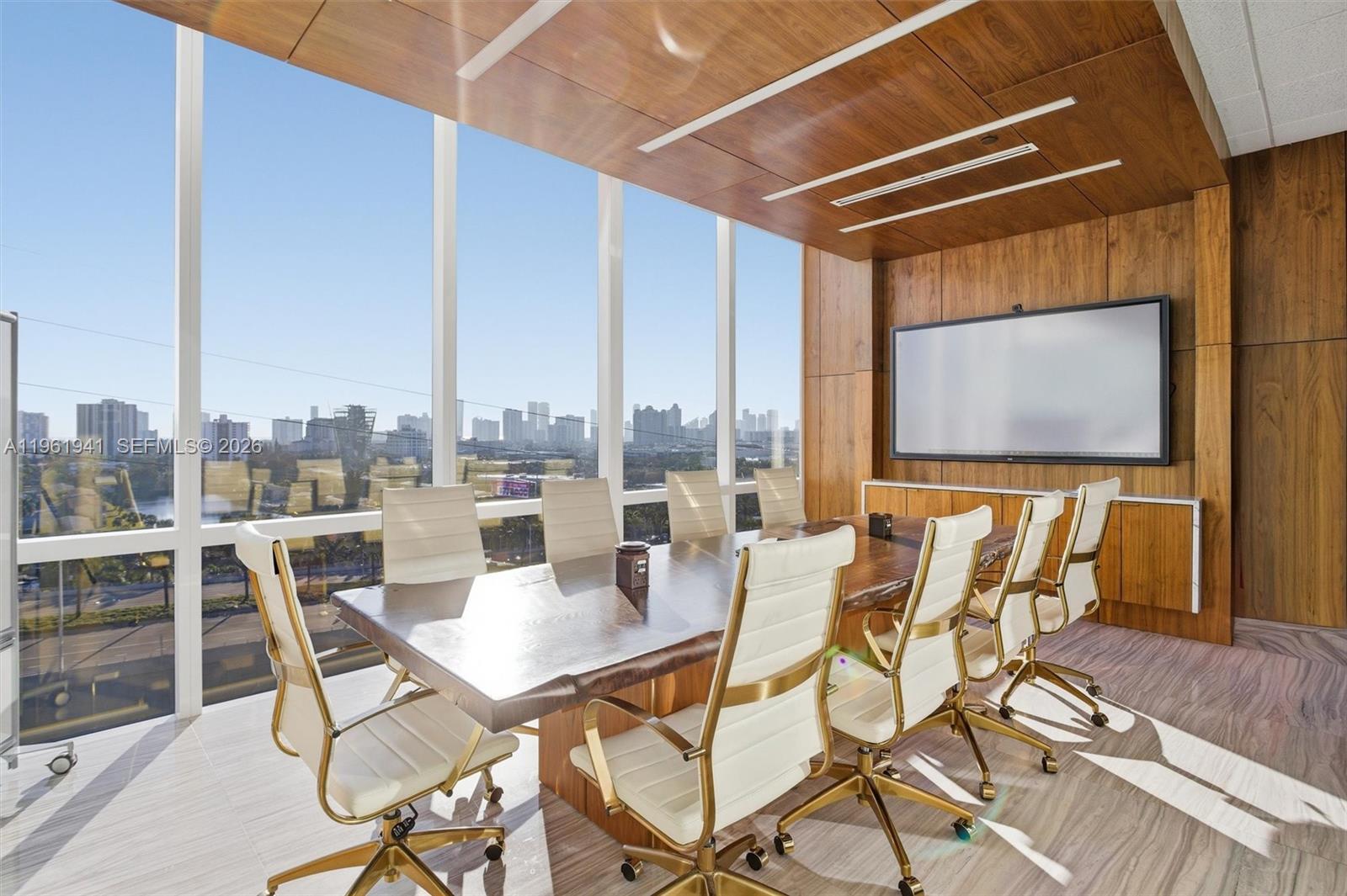 20200 W Dixie Hwy #1005b #1006