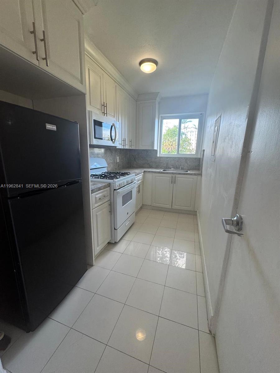 6941 Bay Dr #A1 Miami Beach, FL 33141