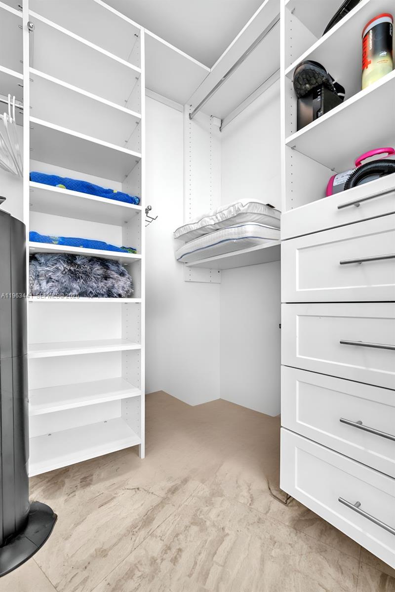 200 Sunny Isles Blvd #TH-205 Sunny Isles Beach, FL 33160