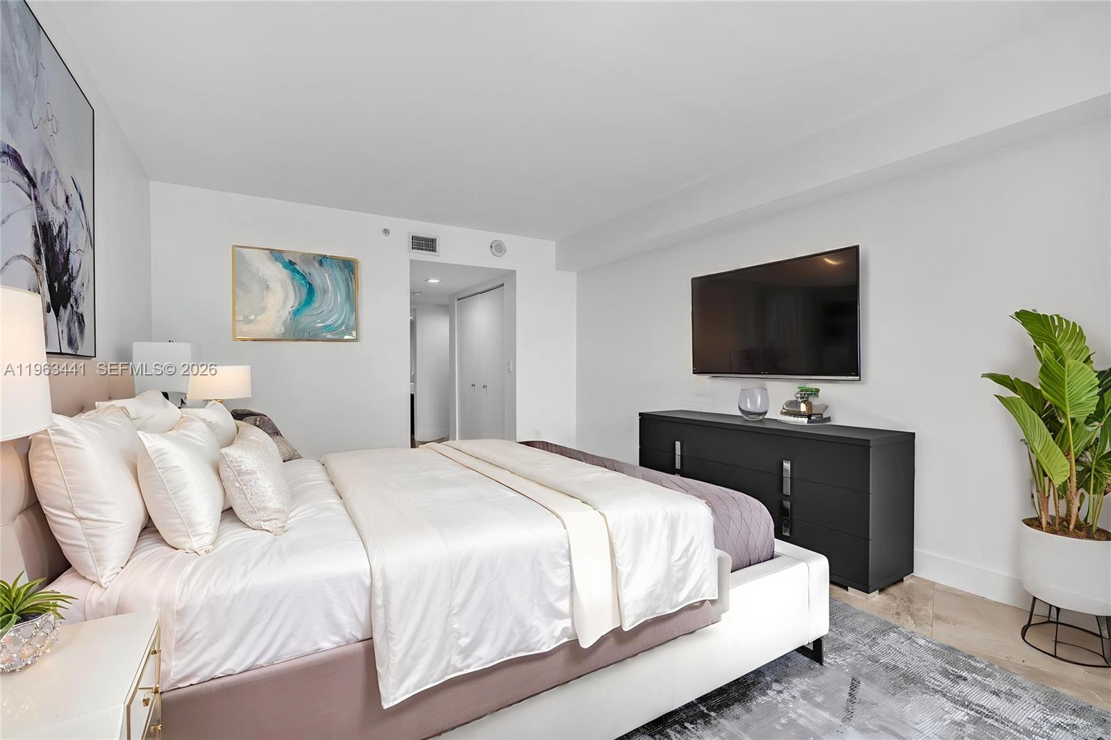 200 Sunny Isles Blvd #TH-205 Sunny Isles Beach, FL 33160